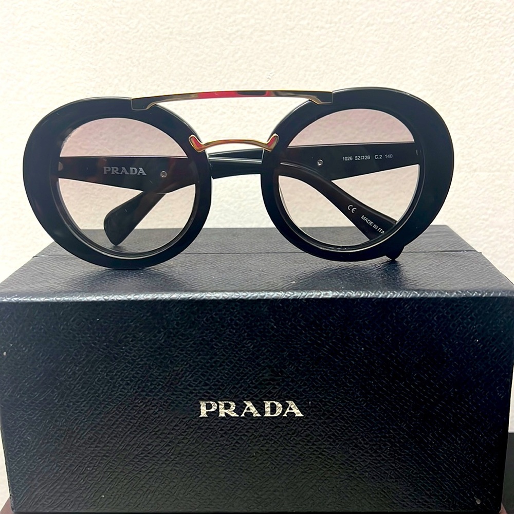 Prada (oversized) sunglasses